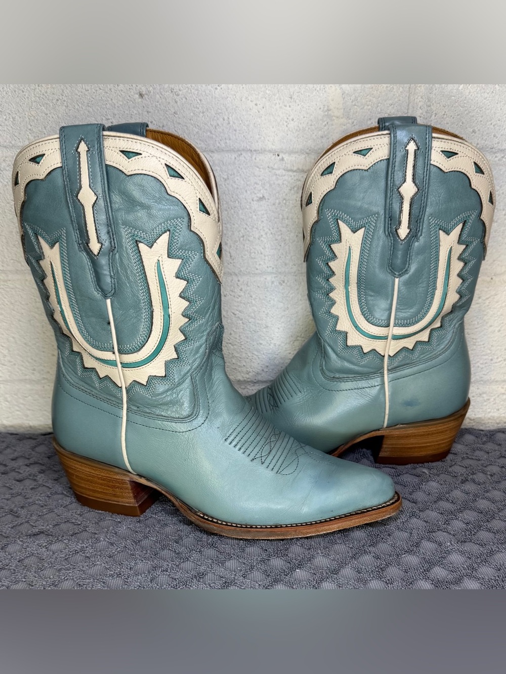 Tecovas The Jolene Western Bootie Seafoam  & bone Size 6.5